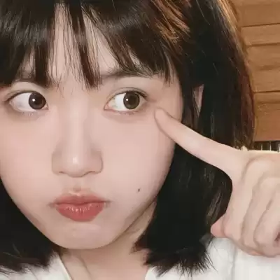 公奥婷